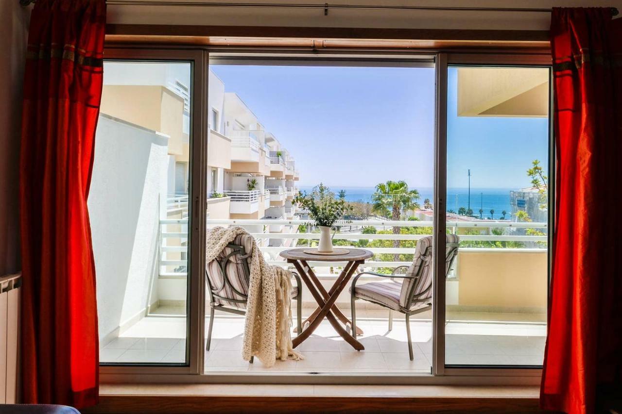 Fantastic Seaside Family Apartment With Pool Parede Exteriör bild